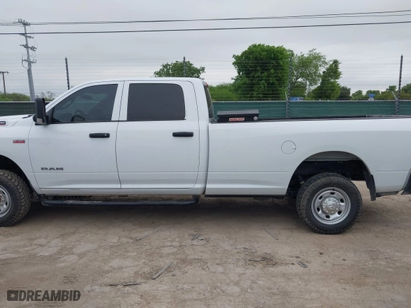 2022 Ram 2500 Tradesman with VIN 3C6UR5HJ4NG354406, listed as a IAAI auction lot 41979979 with 79,649 mi miles. Bid and sale history available at carsss.com. Image 14.