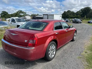 2007 Chrysler 300 C with VIN 2C3KA63H57H698027, listed as a Copart auction lot 75513974 with 239,066 mi miles and Clean Title. Bid and sale history available at carsss.com. Image 4.