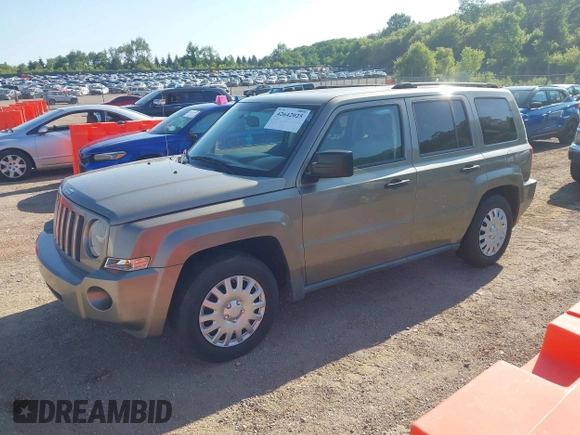 2008 Jeep Patriot Sport with VIN 1J8FF28W38D705224, listed as a IAAI auction lot 42642025 with 111,653 mi miles and . Bid and sale history available at DreamBid. Image 2.