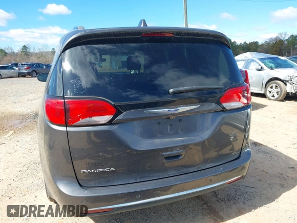 2018 Chrysler Pacifica Touring L with VIN 2C4RC1BG4JR204161, listed as a IAAI auction lot 41737734 with 87,323 mi miles and . Bid and sale history available at DreamBid. Image 17.
