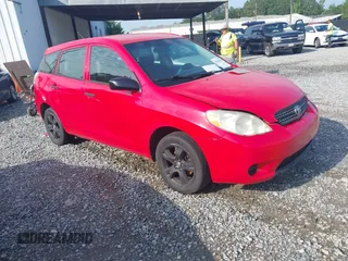 2007 Toyota Matrix STD z VIN 2T1KR32E87C649828, wystawiony jako IAAI lot #42329026 z przebiegiem 234 783 mil mil oraz . Historia ofert i sprzedaży dostępna na DreamBid. Obrazek 1.