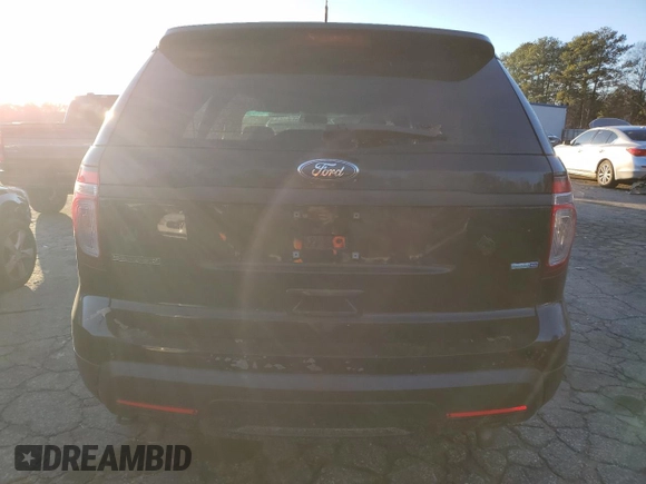 2014 Ford Utility Police Interceptor with VIN 1FM5K8ARXEGB85681, listed as a Copart auction lot 86910354 with 194,050 mi miles and Clean Title. Bid and sale history available at carsss.com. Image 6.