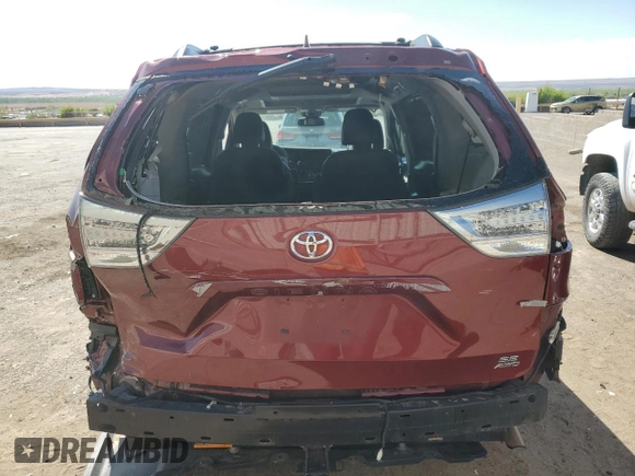 2019 Toyota Sienna SE с VIN 5TDEZ3DC6KS219708, выставлен на аукционе Copart как лот 53881225 с пробегом 116 807 миль миль и Списание • Salvage title. История ставок и продаж доступна на DreamBid. Изображение 6.