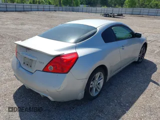 2011 Nissan Altima 2.5 S with VIN 1N4AL2EP8BC151382, listed as a IAAI auction lot 41952547 with 234,488 mi miles. Bid and sale history available at carsss.com. Image 4.