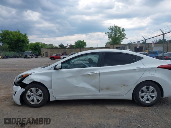2016 Hyundai Elantra SE with VIN 5NPDH4AE4GH713816, listed as a IAAI auction lot 42678969 with 113,324 mi miles and . Bid and sale history available at DreamBid. Image 14.