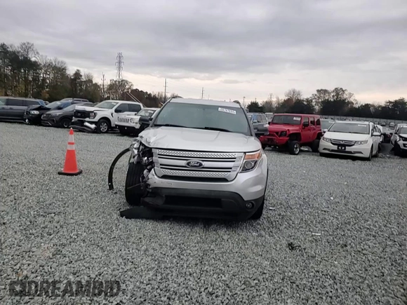 2013 Ford Explorer XLT с VIN 1FM5K7D83DGA79178, выставлен на аукционе Copart как лот 80747834 с пробегом 150 553 миль миль и Списание • Salvage title. История ставок и продаж доступна на DreamBid. Изображение 11.