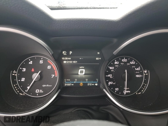 2019 Alfa Romeo Stelvio z VIN ZASPAKAN3K7C71752, wystawiony jako Copart lot #56710515 z przebiegiem 31 537 mil mil oraz Szkoda całkowita • Salvage title. Historia ofert i sprzedaży dostępna na DreamBid. Obrazek 9.
