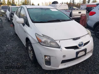 2010 Toyota Prius II with VIN JTDKN3DU5A0186774, listed as a IAAI auction lot 41209716 with 208,941 mi miles. Bid and sale history available at carsss.com. Image 1.