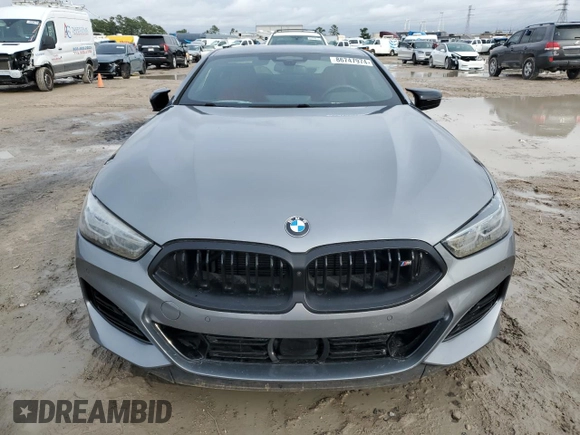 2024 BMW 8 Series M850i xDrive z VIN WBABC4C0XRCN56084, wystawiony jako Copart lot #86747974 z przebiegiem Nie podano mil oraz Szkody całkowita. Historia ofert i sprzedaży dostępna na DreamBid. Obrazek 5.