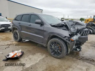 2019 Jeep Grand Cherokee Altitude z VIN 1C4RJEAG4KC811167, wystawiony jako Copart lot #55943695 z przebiegiem 131 090 mil mil oraz Szkoda całkowita • Salvage title. Historia ofert i sprzedaży dostępna na DreamBid. Obrazek 4.
