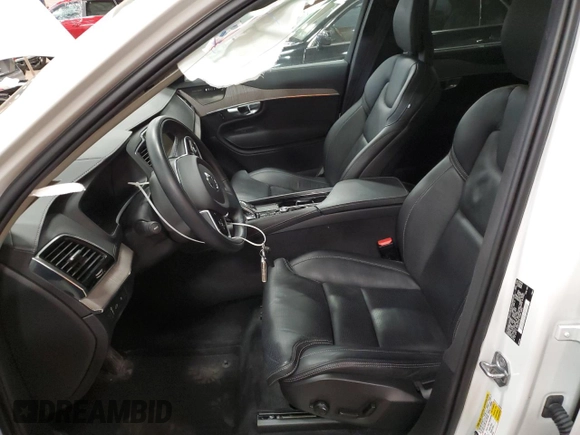 2021 Volvo XC90 Inscription Expression with VIN YV4BR00L1M1718100, listed as a Copart auction lot 42179364 with 26,517 mi miles. Bid and sale history available at carsss.com. Image 7.