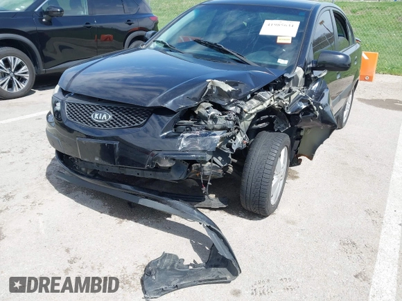 2008 Kia Rio LX with VIN KNADE123X86323641, listed as a IAAI auction lot 41985631 with 175,102 mi miles and . Bid and sale history available at DreamBid. Image 6.