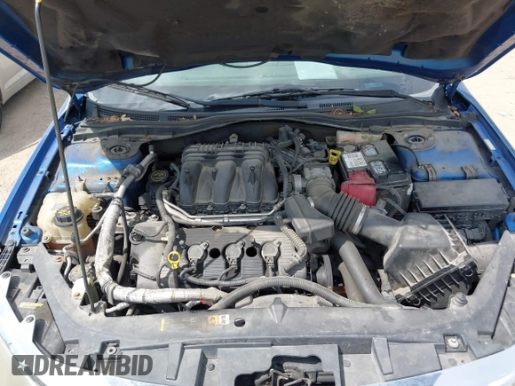 2011 Ford Fusion SEL with VIN 3FAHP0JG2BR133152, listed as a IAAI auction lot 42224008 with 226,727 mi miles. Bid and sale history available at carsss.com. Image 10.