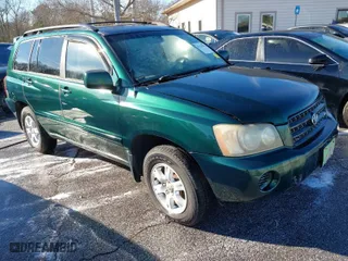 2002 Toyota Highlander with VIN JTEGF21AX20070054, listed as a IAAI auction lot 41232234 with 359,857 mi miles. Bid and sale history available at carsss.com. Image 1.
