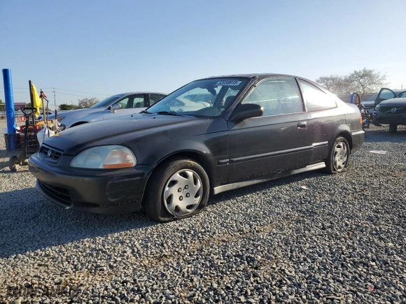 1996 Honda Civic EX with VIN 1HGEJ8240TL045820, listed as a Copart auction lot 52050915 with 239,335 mi miles and Salvage Title. Bid and sale history available at carsss.com. Image 1.