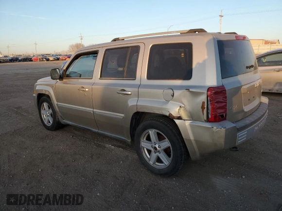 2010 Jeep Patriot Limited with VIN 1J4NF4GB8AD551154, listed as a Copart auction lot 44449995 with 155,814 mi miles and Clean Title. Bid and sale history available at carsss.com. Image 2.