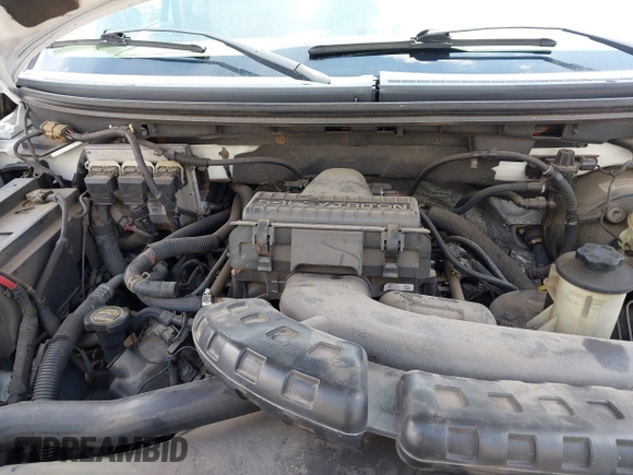 2008 Ford F-150 XL z VIN 1FTRF14V38KD20835, wystawiony jako IAAI lot #42292426 z przebiegiem 2 430 165 mil mil oraz . Historia ofert i sprzedaży dostępna na DreamBid. Obrazek 10.