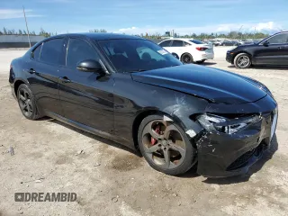 2017 Alfa Romeo Giulia with VIN ZARFAEBN7H7531217, listed as a Copart auction lot 60130275 with 91,768 mi miles and Salvage title. Bid and sale history available at DreamBid. Image 4.