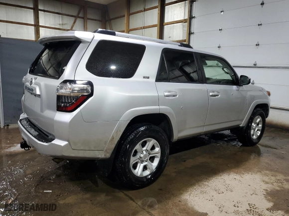 2022 Toyota 4Runner SR5 with VIN JTEEU5JRXN5276924, listed as a Copart auction lot 89130835 with 0 mi miles and Clean Title. Bid and sale history available at carsss.com. Image 3.