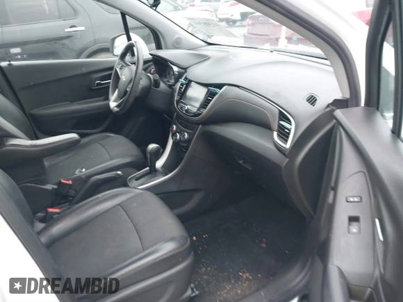 2017 Chevrolet Trax LT with VIN KL7CJLSB9HB217313, listed as a IAAI auction lot 41309364 with 90,460 mi miles. Bid and sale history available at carsss.com. Image 5.