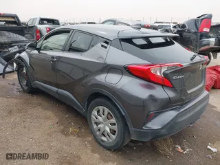 2020 Toyota C-HR LE with VIN JTNKHMBX0L1073916, listed as a IAAI auction lot 41720784 with 96,730 mi miles. Bid and sale history available at carsss.com. Image 3.