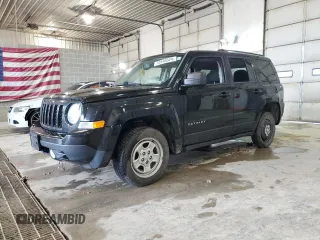 2015 Jeep Patriot Sport z VIN 1C4NJPBB9FD274664, wystawiony jako Copart lot #72510324 z przebiegiem 207 719 mil mil oraz Czysty tytuł • Clean title. Historia ofert i sprzedaży dostępna na DreamBid. Obrazek 1.