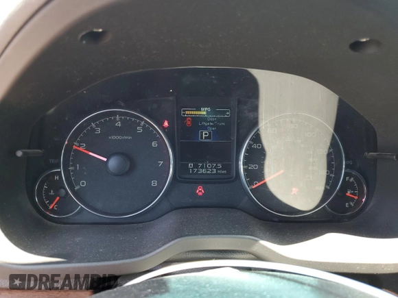 2014 Subaru Outback Limited with VIN 4S4BRBLC4E3298523, listed as a Copart auction lot 61476195 with 173,623 mi miles and Salvage title. Bid and sale history available at DreamBid. Image 9.