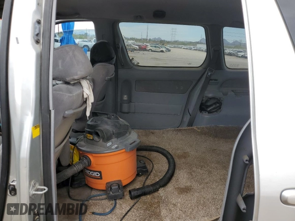 2002 Toyota Sienna LE with VIN 4T3ZF13C62U441843, listed as a Copart auction lot 57084835 with 370,487 mi miles and Clean Title. Bid and sale history available at DreamBid. Image 10.