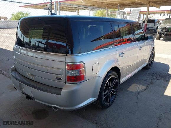 2014 Ford Flex SEL with VIN 2FMGK5C88EBD39226, listed as a IAAI auction lot 42010756 with 135,339 mi miles. Bid and sale history available at carsss.com. Image 4.