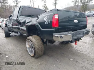 2015 Ford F-250 Lariat z VIN 1FT7W2BT9FEA32392, wystawiony jako IAAI lot #41420965 z przebiegiem Nie podano mil oraz . Historia ofert i sprzedaży dostępna na DreamBid. Obrazek 3.