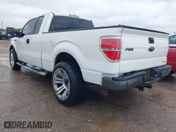 2014 Ford F-150 XL with VIN 1FTFX1CF8EKE66105, listed as a IAAI auction lot 42201442 with 95,589 mi miles and . Bid and sale history available at DreamBid. Image 3.