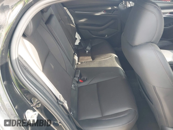 2023 Mazda 3 Premium Plus z VIN JM1BPBNY0P1615814, wystawiony jako IAAI lot #41718577 z przebiegiem Nie podano mil oraz . Historia ofert i sprzedaży dostępna na DreamBid. Obrazek 8.