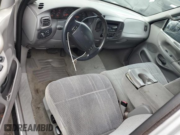 1998 Ford F-150 XL with VIN 1FTRX17L3WKB36791, listed as a Copart auction lot 42141915 with 201,067 mi miles and Salvage title. Bid and sale history available at DreamBid. Image 8.