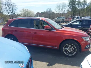 2014 Audi Q5 Premium Plus z VIN WA1LFAFP0EA035171, wystawiony jako IAAI lot #42093397 z przebiegiem 144 109 mil mil oraz . Historia ofert i sprzedaży dostępna na DreamBid. Obrazek 13.