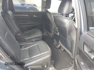 2019 Toyota Highlander Limited with VIN 5TDDZRFH6KS930266, listed as a IAAI auction lot 42046481 with 139,865 mi miles and . Bid and sale history available at DreamBid. Image 8.