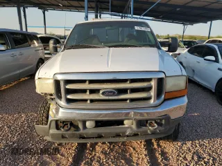 2001 Ford F-250 XL with VIN 1FTNW21F51EB92930, listed as a Copart auction lot 57807185 with 367,995 mi miles and Salvage title. Bid and sale history available at DreamBid. Image 5.
