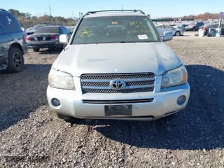 2006 Toyota Highlander Hybrid with VIN JTEEW21A760003988, listed as a IAAI auction lot 40825337 with 999,999 mi miles. Bid and sale history available at carsss.com. Image 6.