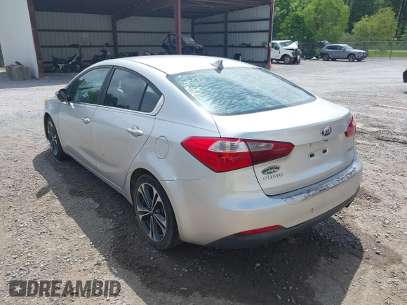 2014 Kia Forte EX with VIN KNAFX4A84E5085479, listed as a IAAI auction lot 41886196 with 183,815 mi miles. Bid and sale history available at carsss.com. Image 6.