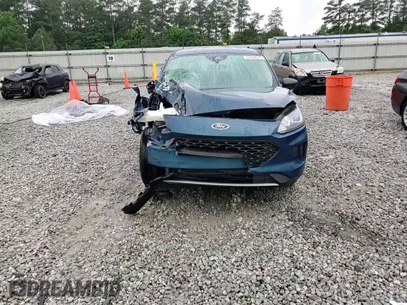 2020 Ford Escape S with VIN 1FMCU0F66LUB56548, listed as a Copart auction lot 57352315 with 26,263 mi miles and Salvage title. Bid and sale history available at DreamBid. Image 14.