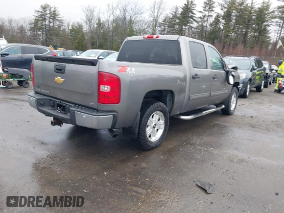 2013 Chevrolet Silverado 1500 LT with VIN 3GCPKSE75DG275651, listed as a IAAI auction lot 41805883 with 142,729 mi miles. Bid and sale history available at carsss.com. Image 4.
