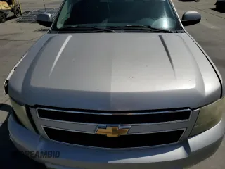 2007 Chevrolet Avalanche 1LT z VIN 3GNFK12317G159012, wystawiony jako Copart lot #57343635 z przebiegiem 181 845 mil mil oraz Szkoda całkowita • Salvage title. Historia ofert i sprzedaży dostępna na DreamBid. Obrazek 11.