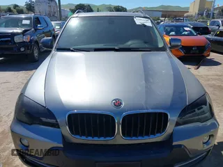 2008 BMW X5 3.0si with VIN 5UXFE43598L022453, listed as a IAAI auction lot 41852297 with 185,528 mi miles. Bid and sale history available at carsss.com. Image 6.