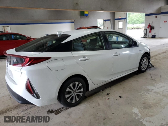 2022 Toyota Prius LE with VIN JTDKAMFP1N3224062, listed as a Copart auction lot 58465355 with 60,981 mi miles and Salvage title. Bid and sale history available at DreamBid. Image 3.