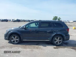 2017 Dodge Journey Crossroad Plus with VIN 3C4PDDGGXHT565352, listed as a IAAI auction lot 42514578 with 115,171 mi miles and . Bid and sale history available at DreamBid. Image 14.