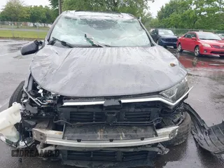 2021 Honda CR-V EX with VIN 2HKRW2H50MH645029, listed as a IAAI auction lot 42358024 with Not provided miles and . Bid and sale history available at DreamBid. Image 12.