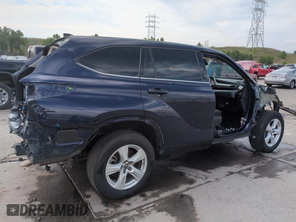 2022 Toyota Highlander LE with VIN 5TDBZRBH6NS574953, listed as a Copart auction lot 61463305 with Not provided miles and Salvage title. Bid and sale history available at DreamBid. Image 3.