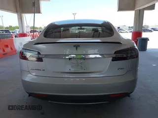 2013 Tesla Model S Performance with VIN 5YJSA1DP6DFP07999, listed as a IAAI auction lot 42284612 with 123,261 mi miles and . Bid and sale history available at DreamBid. Image 17.