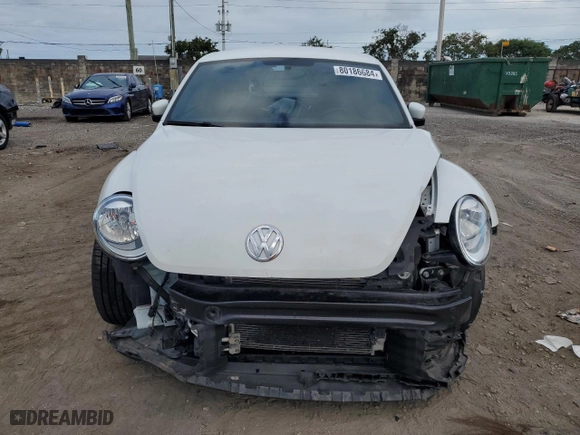 2019 Volkswagen Beetle S with VIN 3VWFD7AT7KM702166, listed as a Copart auction lot 80186684 with 27,998 mi miles and Salvage Title. Bid and sale history available at carsss.com. Image 5.