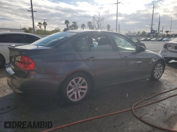 2006 BMW 3 Series 325i z VIN WBAVB13556KX43728, wystawiony jako Copart lot #85220364 z przebiegiem Nie podano mil oraz Nie do naprawy • Non repairable. Historia ofert i sprzedaży dostępna na DreamBid. Obrazek 3.