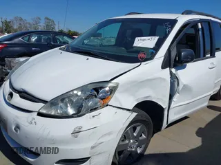 2010 Toyota Sienna CE with VIN 5TDKK4CC4AS293772, listed as a IAAI auction lot 39408854 with 118,238 mi miles. Bid and sale history available at carsss.com. Image 6.